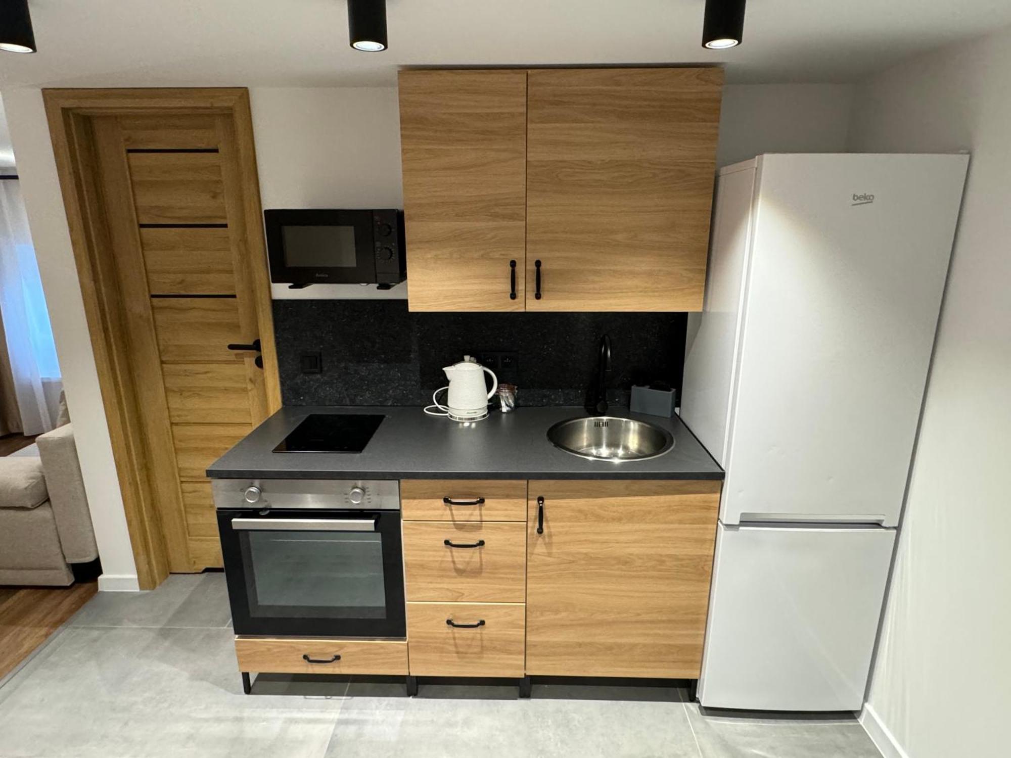 Gray Apartment 24H - Parking On The Street Katowice Ngoại thất bức ảnh
